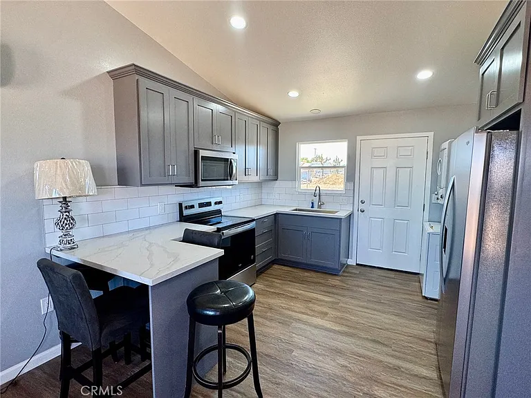 8867 Gorgonio Rd #B — Photo 11