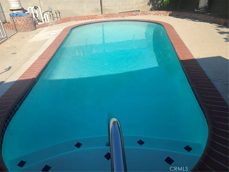 20340 Sherman Way — Photo 41
