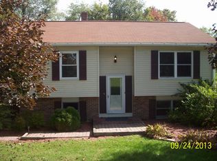 14 Mark Dr, Winfield, PA 17889