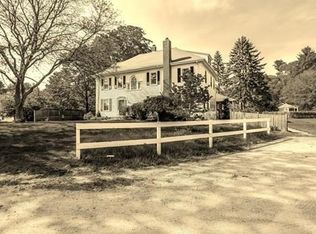 52 South St, Upton, MA 01568