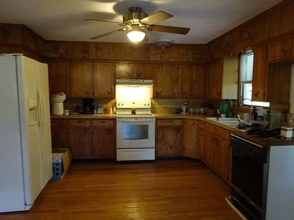 2nd image of 20501 State Highway 45