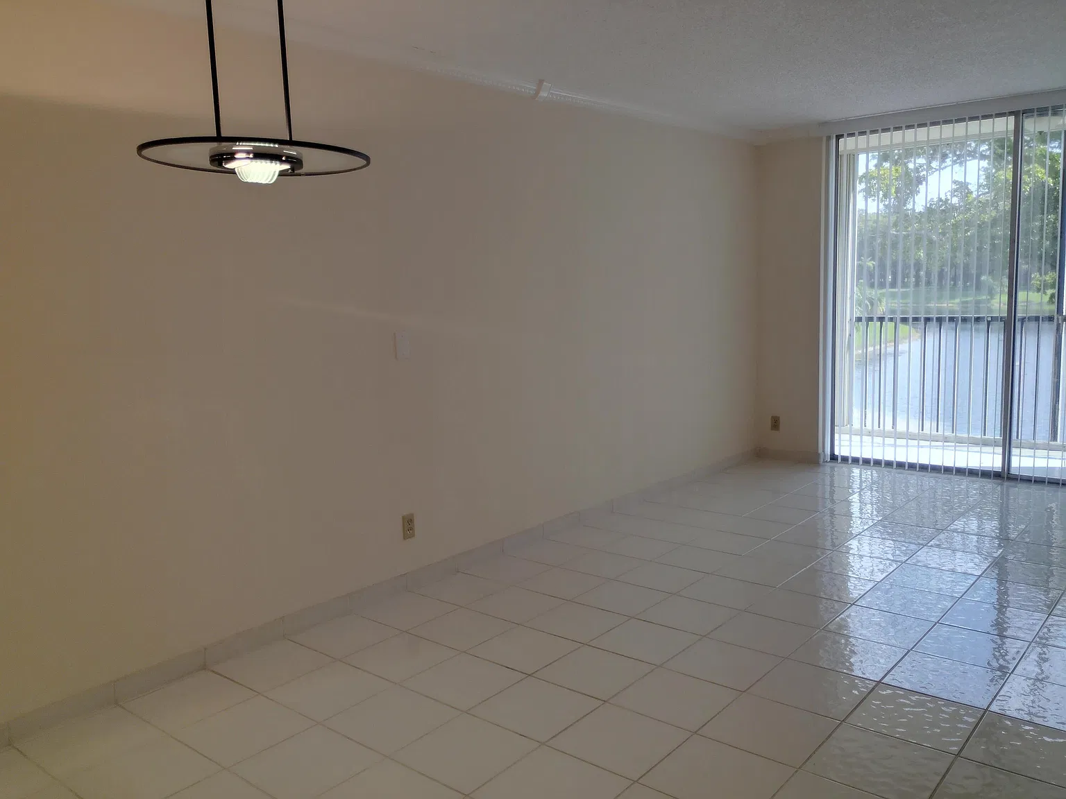 Bldg. 4 — Photo 2