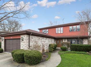 3417 Vantage Ln, Glenview, IL 60026
