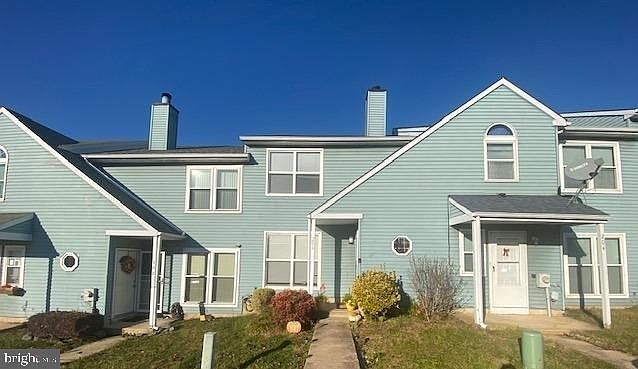 1st image of 206 White Plains Ct