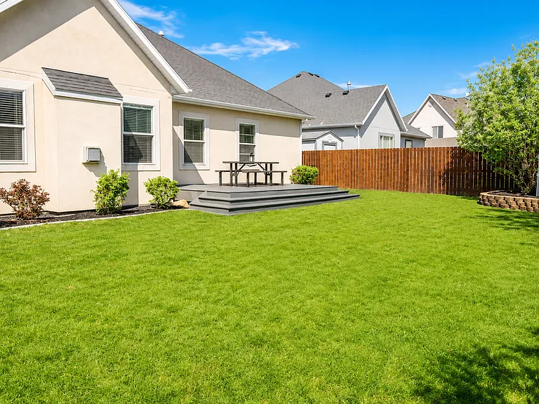 4457 N Briarwood Ln — Photo 13