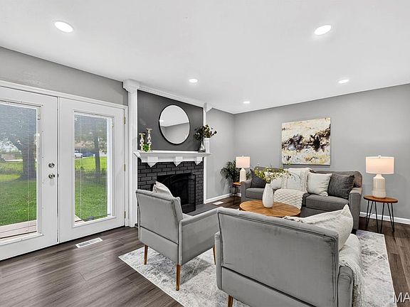 3rd image of 12050 Maidstone Ct
