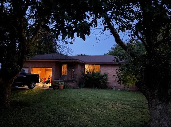 712 N Durham St, Ulysses, KS 67880