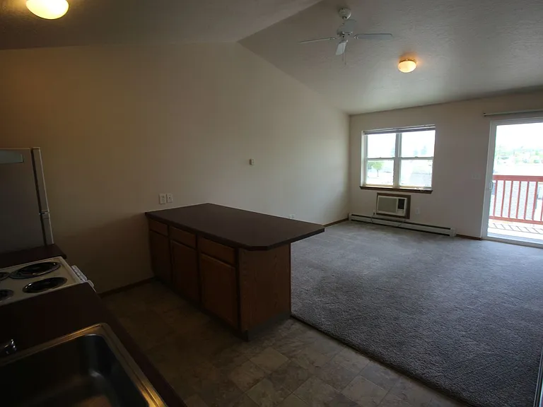 1101 N Russell St #308 — Photo 3