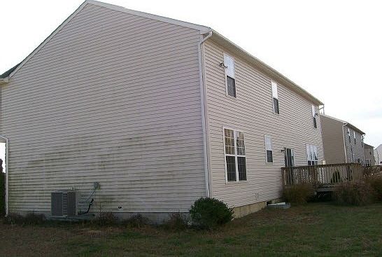 3rd image of 1207 Foster Holly Ct