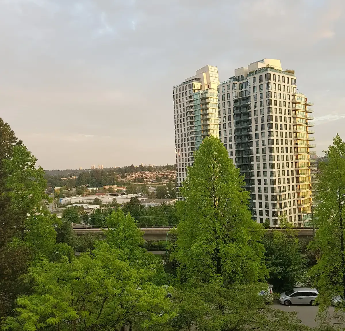 2 bed, 2600 sqft, $2,600 — Photo 2