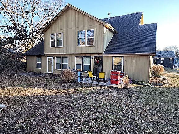 2nd image of 7621 E Bannister Rd