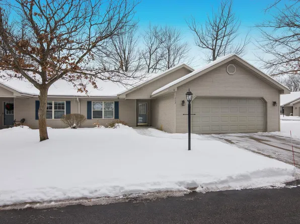 1323 Terra Rd, Traverse City, MI 49686