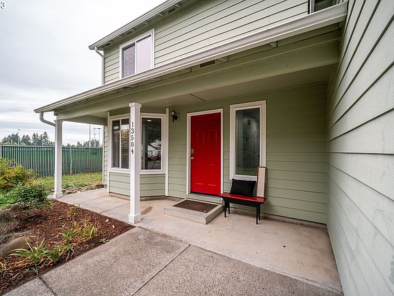 3rd image of 13504 NE 80th Cir