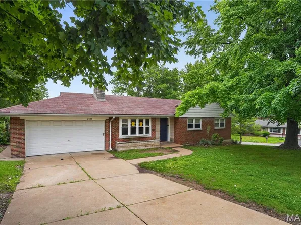 2443 Caverhill Dr, Saint Louis, MO 63136