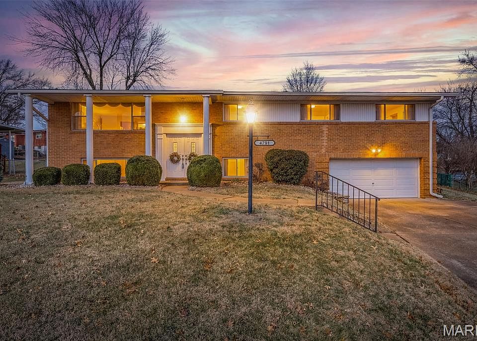 1st image of 4701 Sunnyview Dr