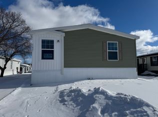 11429 Harbor Cv #94, Fenton, MI 48430