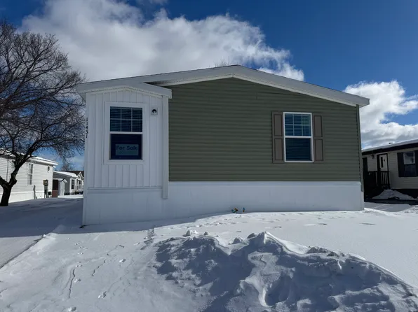 11429 Harbor Cv, Fenton, MI