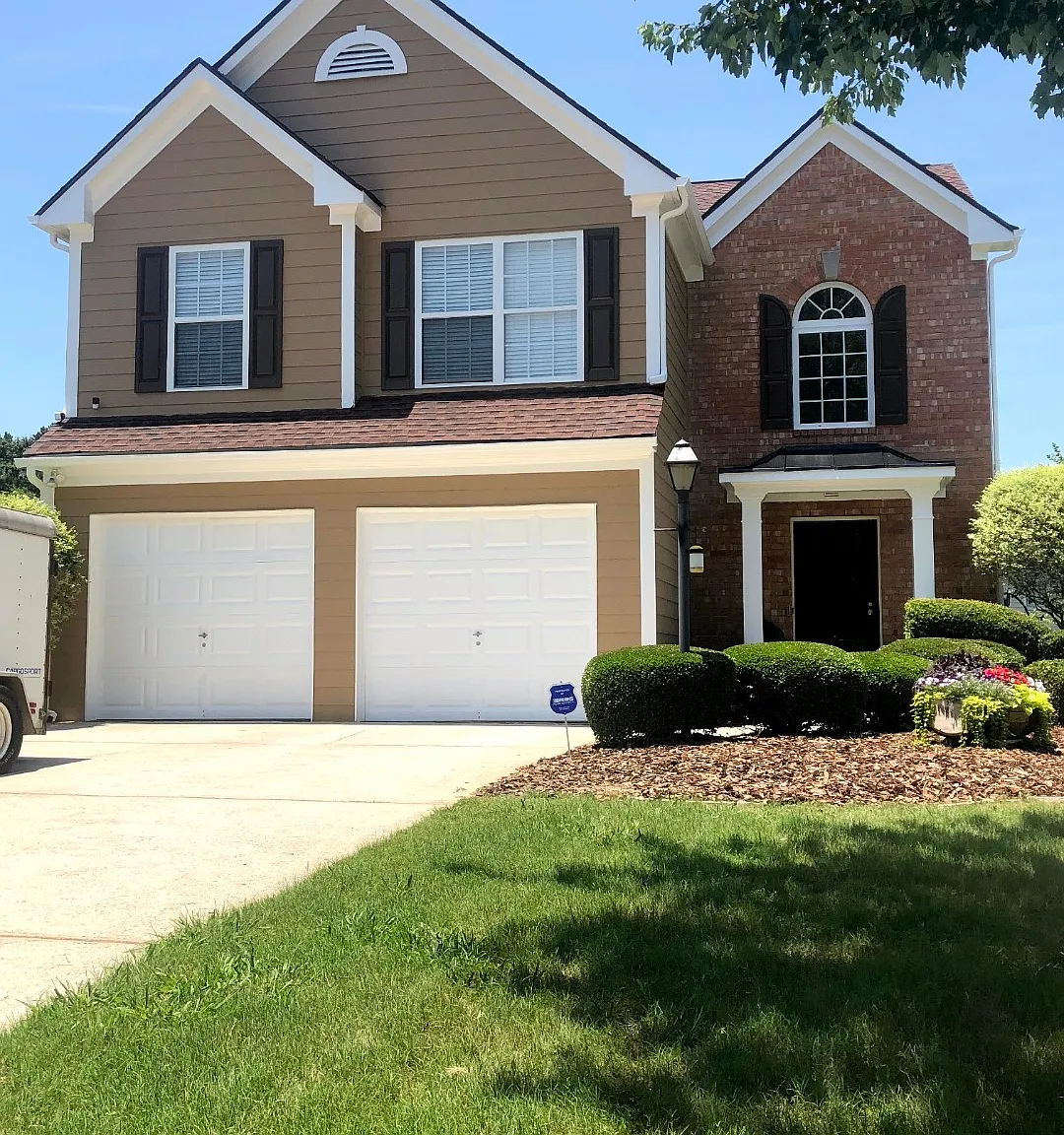3 bed, 2.5 bath, 1630 sqft, $3,200 — Photo 1