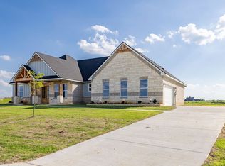 10611 Millet Ln, Venus, TX 76084