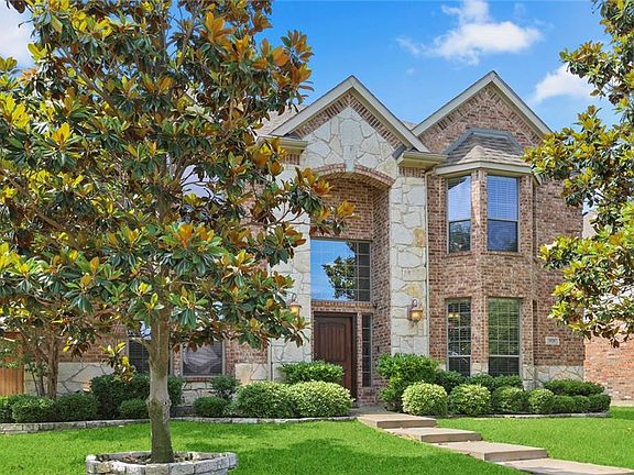 3rd image of 4528 Parkridge Dr