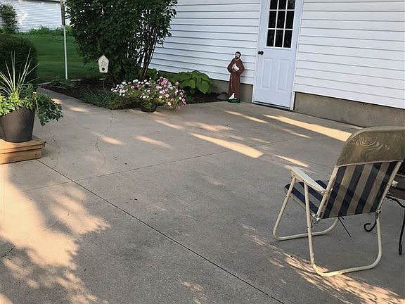 3rd image of 503 7th Ave SE