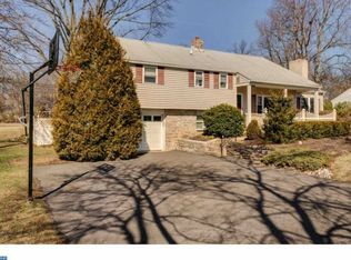 320 Upper Valley Rd, North Wales, PA 19454
