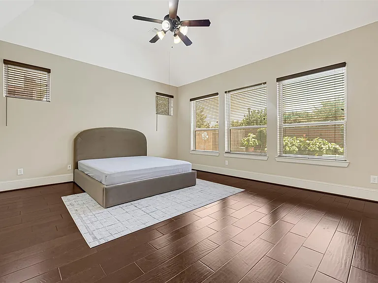28639 Rolling Ridge Dr — Photo 15