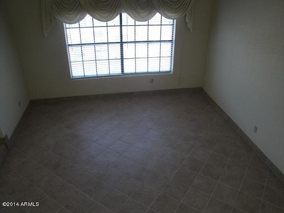 5th image of 15817 N 60th St