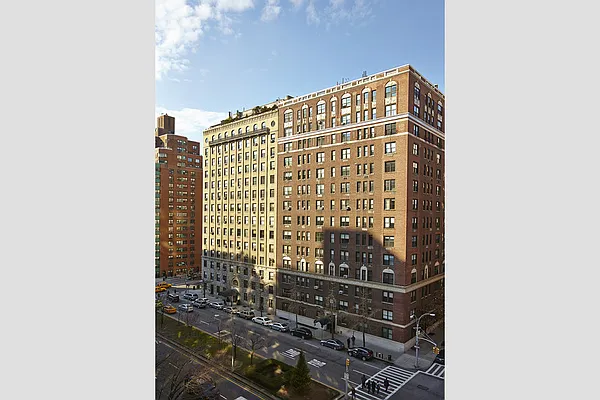 Sold by Stribling | media 21