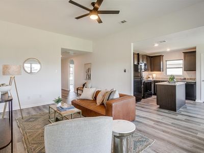 127 Yorktown Ct, Venus, TX, 76084