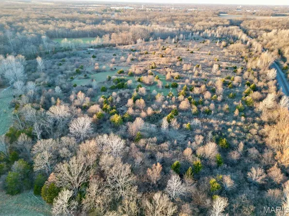 0 Perrine St, Centralia, IL 62801