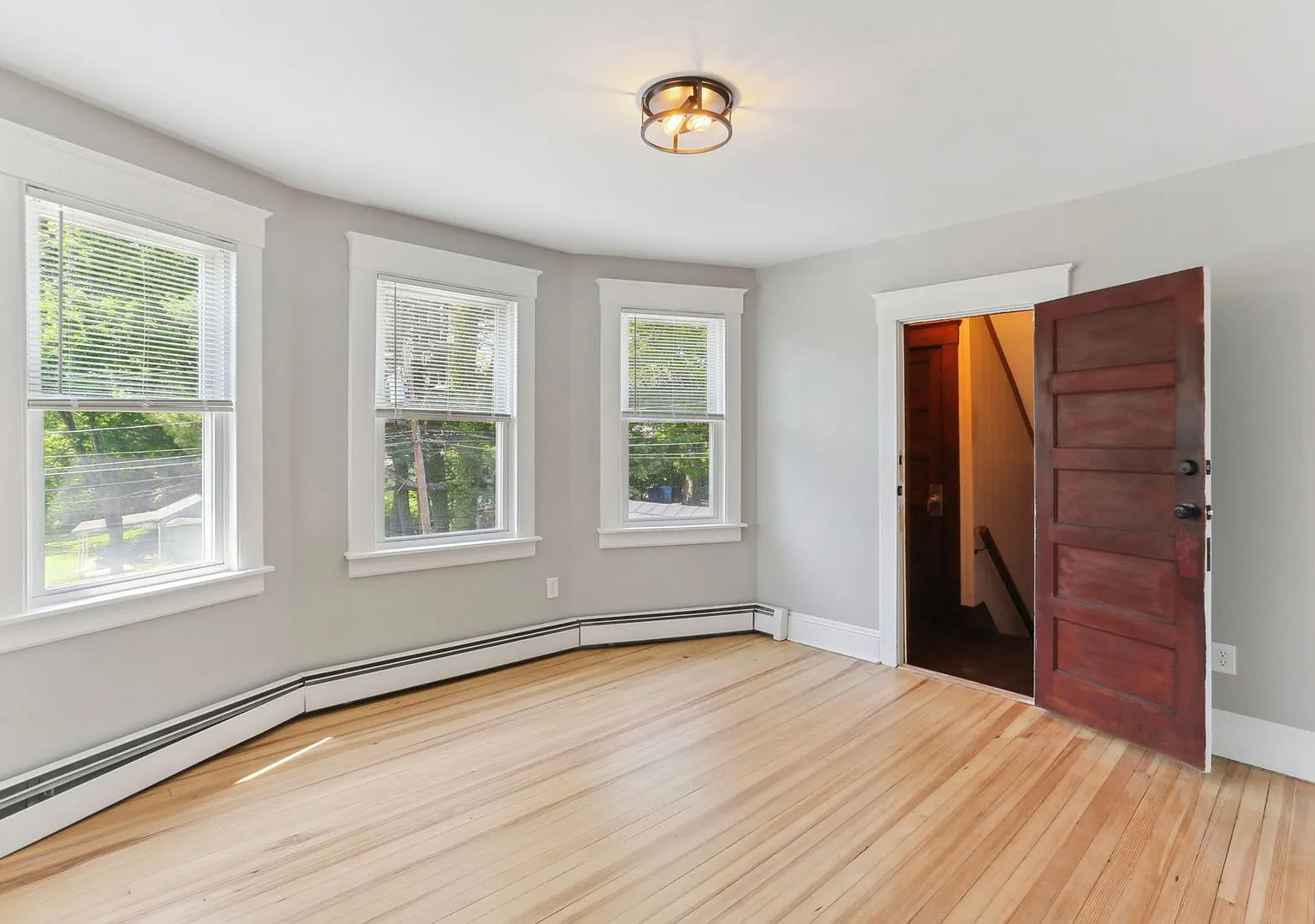 139 Albany Ave. — Photo 3