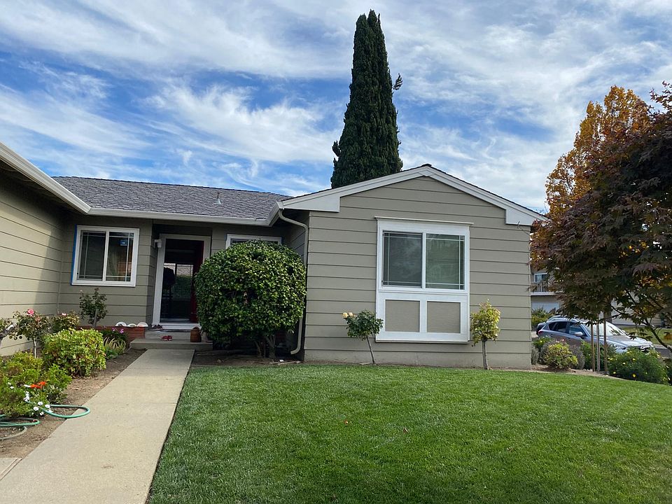 1st image of 776 Shasta Fir Dr