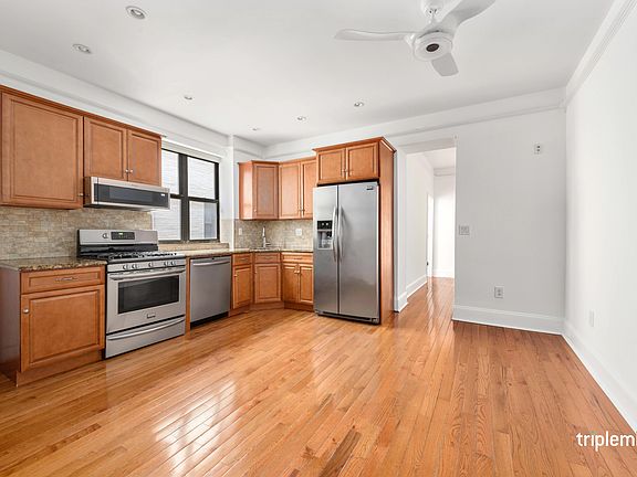 5th image of 1864 Adam C Powell Blvd #51