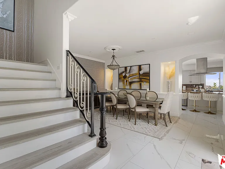 21615 Medina Estates Dr — Photo 12