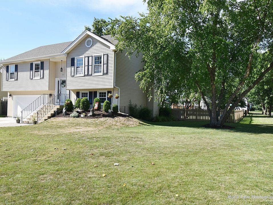 1017 Whittington Dr, Geneva, IL 60134 Zillow