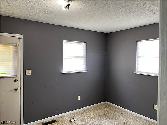 5th image of 812 7th Ave