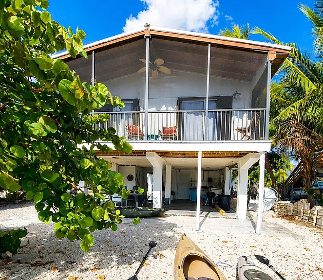268 Spanish Main Dr — Photo 4