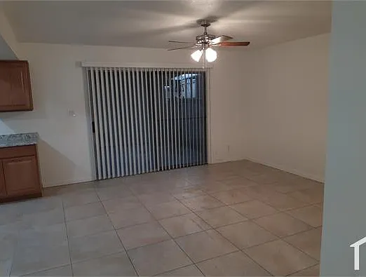 6680 N 43rd Ave — Photo 3