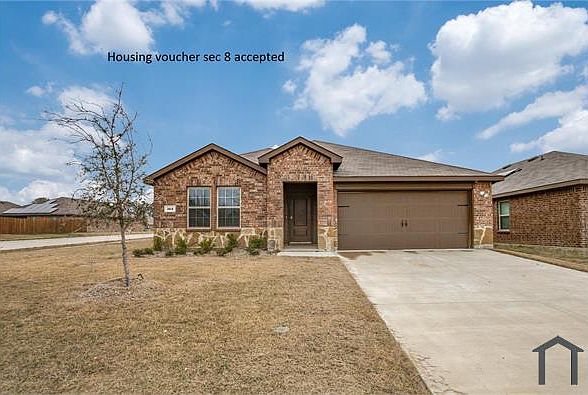 1st image of 163 Silver Charm Ln