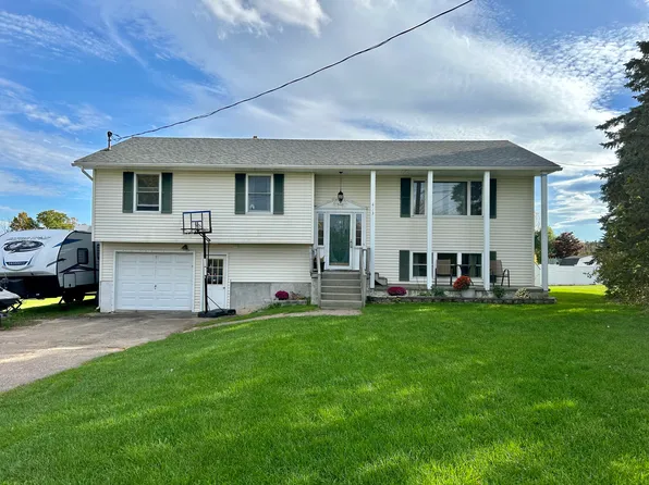 493 Wallace Hill Rd, Plattsburgh, NY 12901