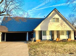 6987 E 20th St, Tulsa, OK 74112