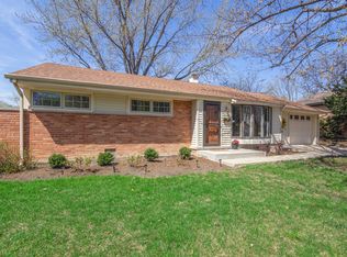 812 Meadow Rd, Northbrook, IL 60062