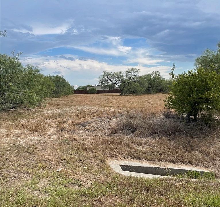 2nd image of 12 Fm 3376