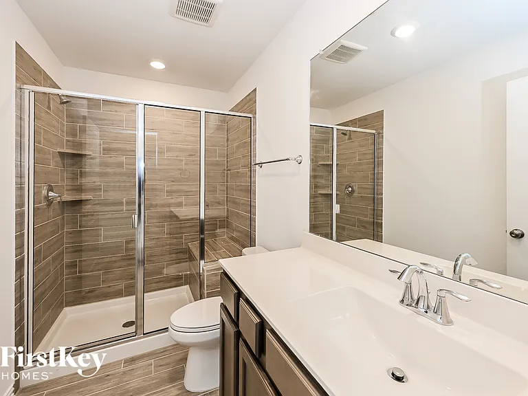 14915 Lake Shore Ave — Photo 14