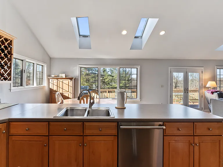 7 Lower County Rd — Photo 19