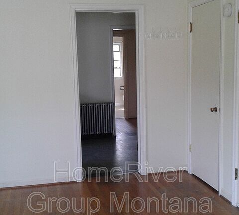 5th image of 320 Kiwanis St APT 1