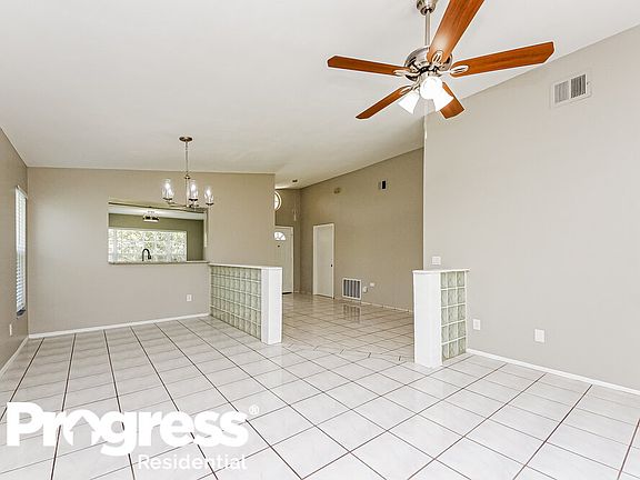 4th image of 1011 Ocala Woods Ln