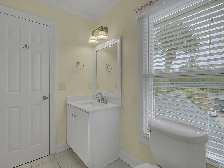 7 Yacht Harbor Ct — Photo 24