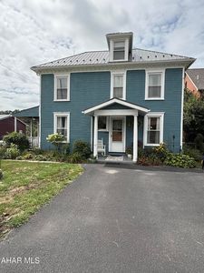 722 S Logan Blvd, Hollidaysburg, PA, 16648